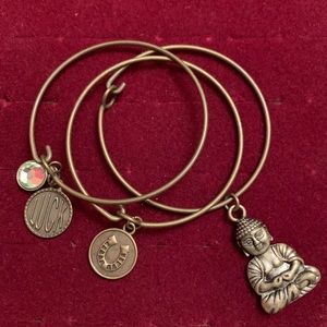 Bangle set